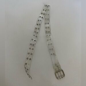 clear double grommet belt
